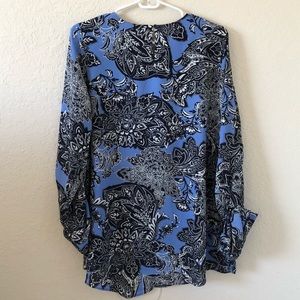The Limited Tops - The Limited Blue Paisley Patterned Blouse The Limited Tops - The Limited Blue Paisley Patterned Blouse
